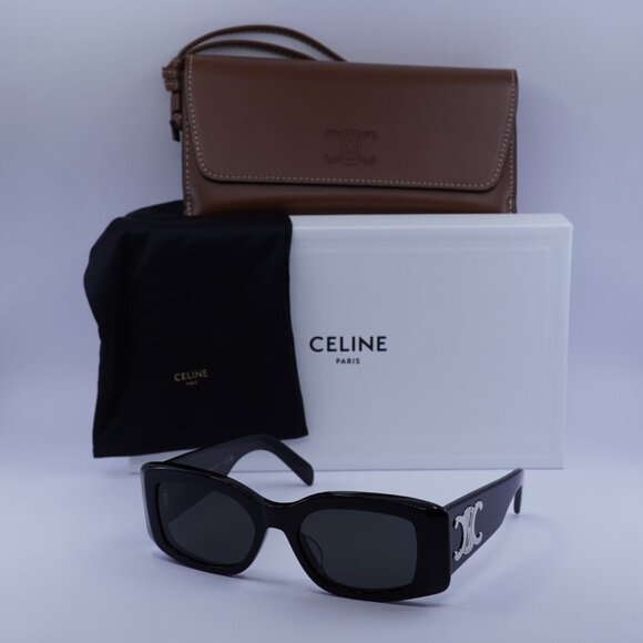 ?️ New Celine CL40282U 01A Sunglasses - Shiny Black Frame, Smoke Lenses main image 5